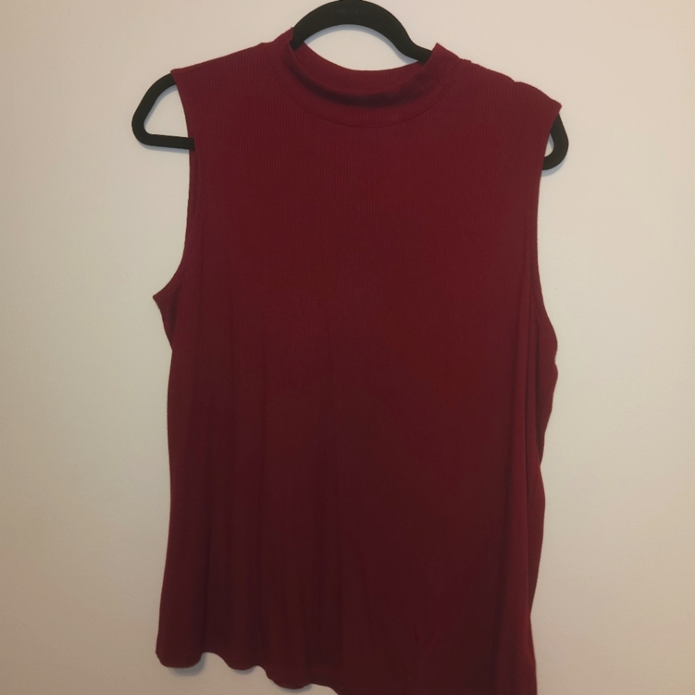 Apt. 9 size L Shirt